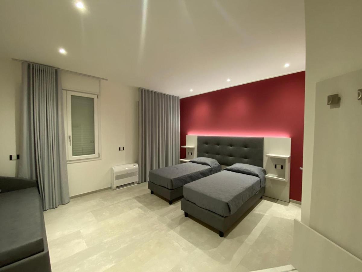 B&B Bertani Modena Bagian luar foto