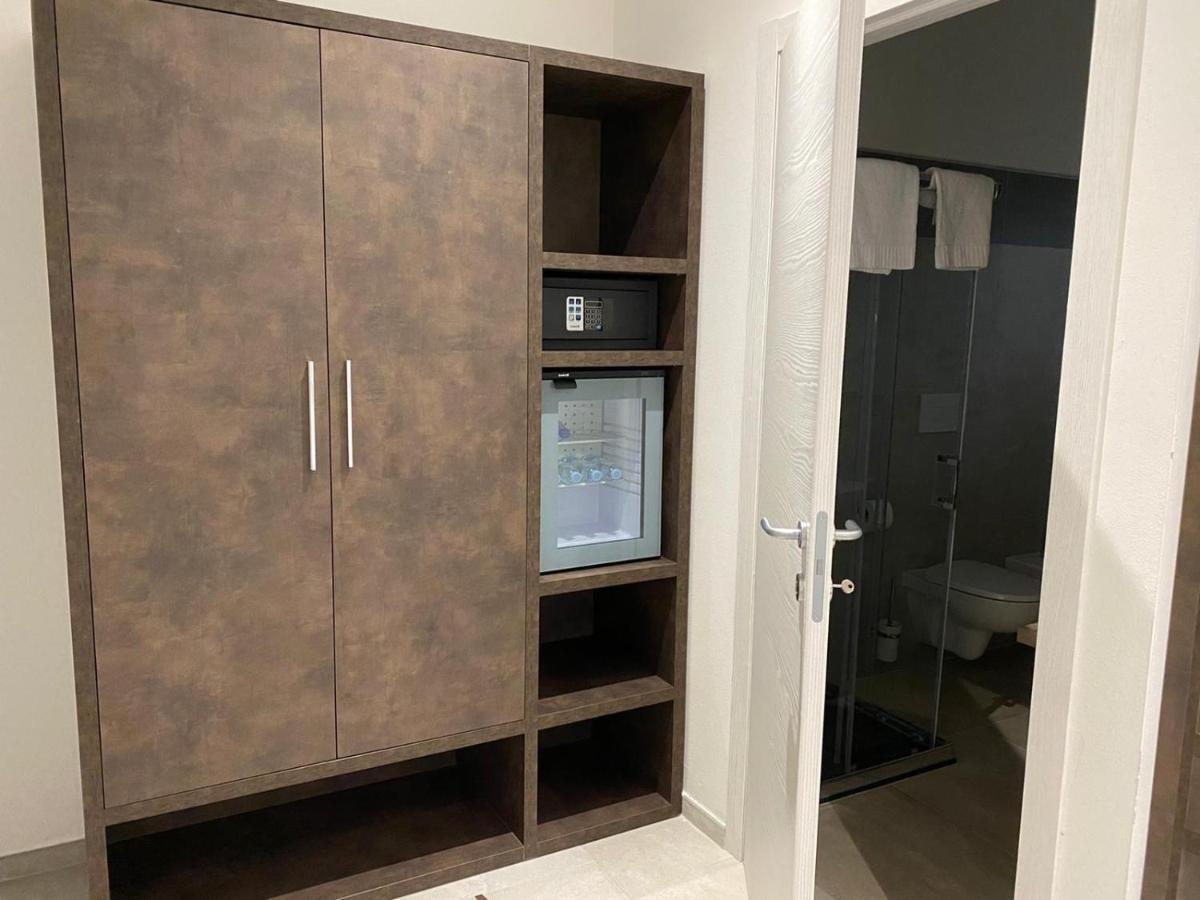 B&B Bertani Modena Bagian luar foto